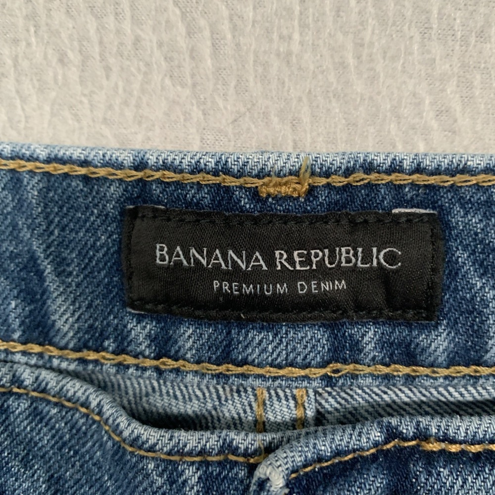 Women's Banana Republic Premium Denim Mid-Rise Loose Stovepipe Jeans 32P (35x29) - Picture 3 of 9